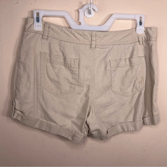 Size 10 Daisy Fuentes Beige Khaki Linen Blend Shorts Cuffed Lightweight Neutral - Picture 6 of 12